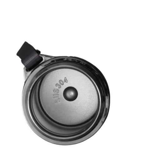 Vue du dessous d’une bouteille isotherme en inox SUS304 avec dragonne de transport