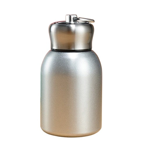 Petite gourde isotherme argentée en acier inoxydable 350 ml avec bouchon métal et anneau de transport